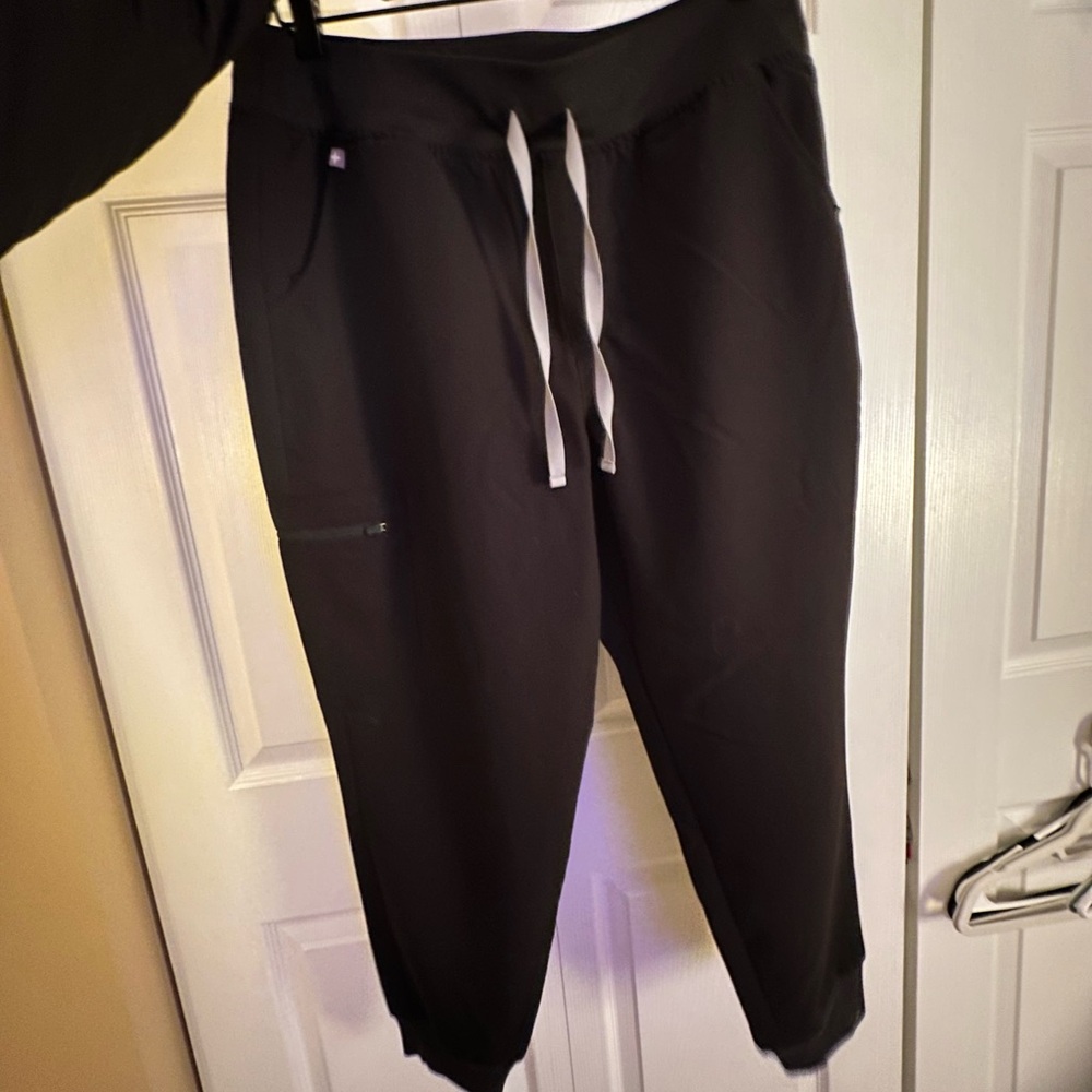 Figs Black XL Petite Jogger Scrub Pant